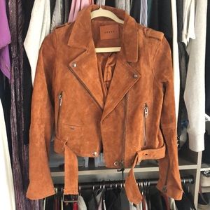 Size M blanknyc jacket brand new never worn.